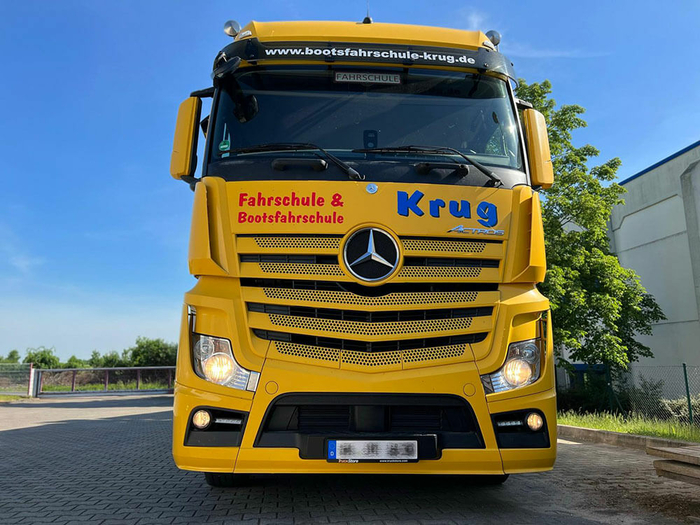 Zeitnah Und Professionell Zum LKW-Führerschein - Fahrschule Krug, Radebeul